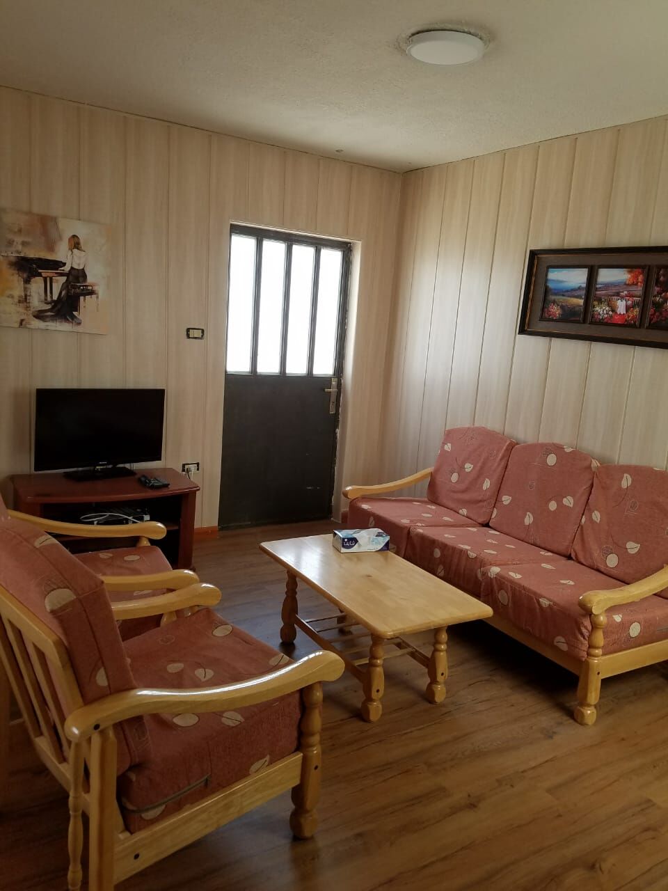Amman, Apartments, Flats, Houses & Villas, JOD 350/month,  Furnished,  1 BR,  70 Sq. Meter,  Furnished One-bedroom Apt With An Overlooking Terrace, Shmeisani
