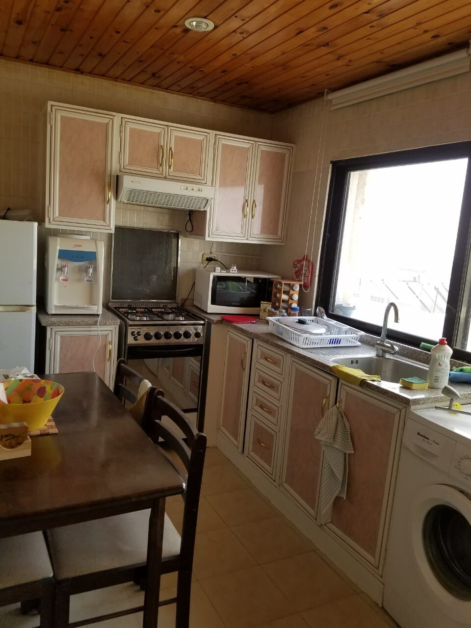 Amman, Apartments, Flats, Houses & Villas, JOD 350/month,  Furnished,  1 BR,  70 Sq. Meter,  Furnished One-bedroom Apt With An Overlooking Terrace, Shmeisani