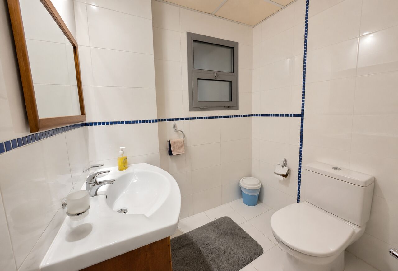 Juffair, Apts/Flats Wanted, BHD 400/year,  Furnished,  2 BR,  ​Modern 2 Bed, 3 Bath Family Home Near Oasis Mall, Juffair