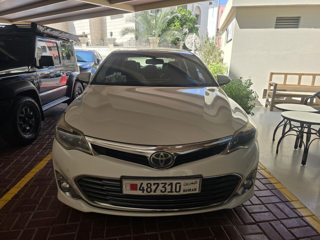 Manama, Vehicles, Cars & Trucks , BHD 4800,  Toyota Avalon Limited,  2014,  Automatic,  188000 KM,