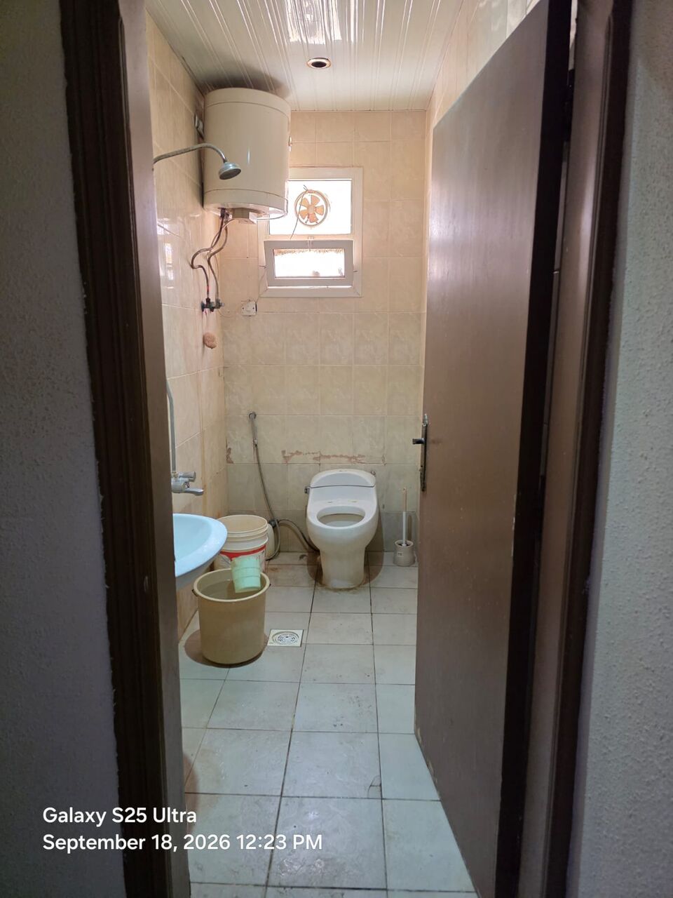 Al Izdihar, Rooms for Rent, SAR 10000/year,  Separate Room In 2 Room Apartment With Kitchen And Toilet