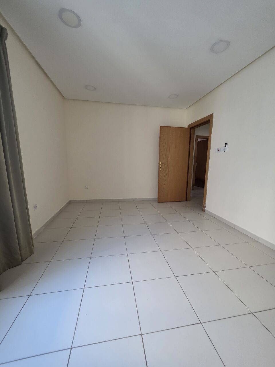 Hidd, Apartments, Flats, Houses & Villas, BHD 230/month,  2 BR,  @2BATHROOM Hall Kitchen With Electricity Car Parking Balcony