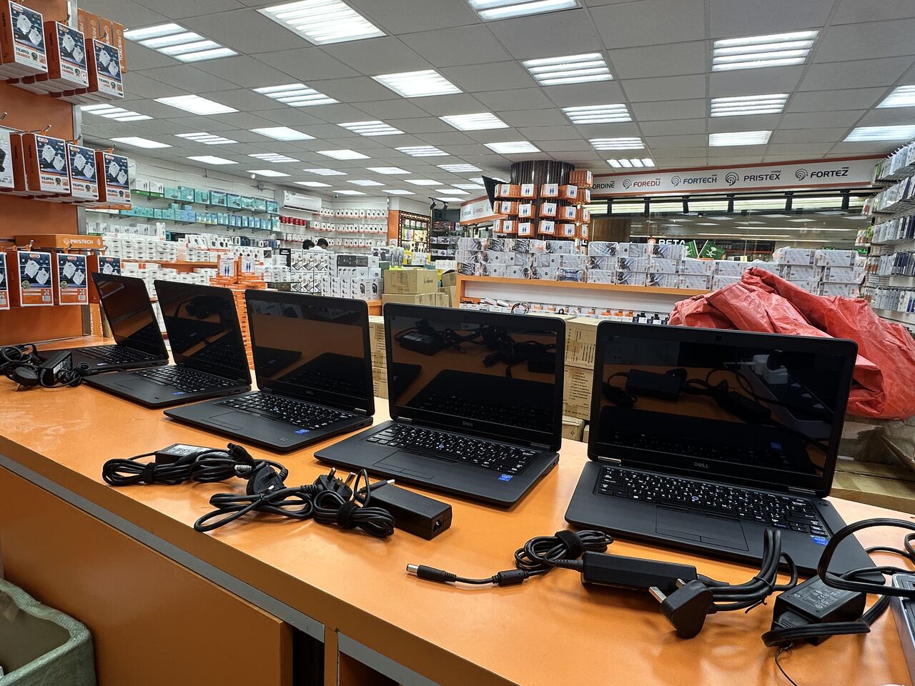 Al Batha, Computers, SAR 800,  Dell Core I7 5th Generation