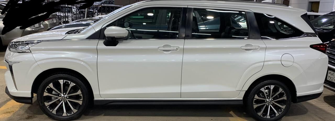 Riyadh, Vehicles, Cars & Trucks , SAR 60000,  TOYOTA VELOZ,  2024,  Automatic,  24000 KM,  MID OPTION 7 SEATER 4