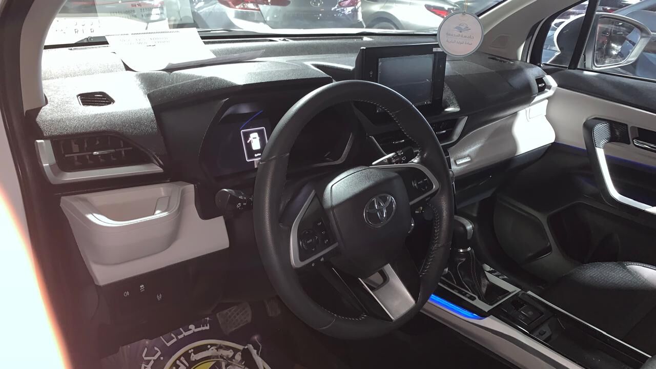 Riyadh, Vehicles, Cars & Trucks , SAR 60000,  TOYOTA VELOZ,  2024,  Automatic,  24000 KM,  MID OPTION 7 SEATER 4