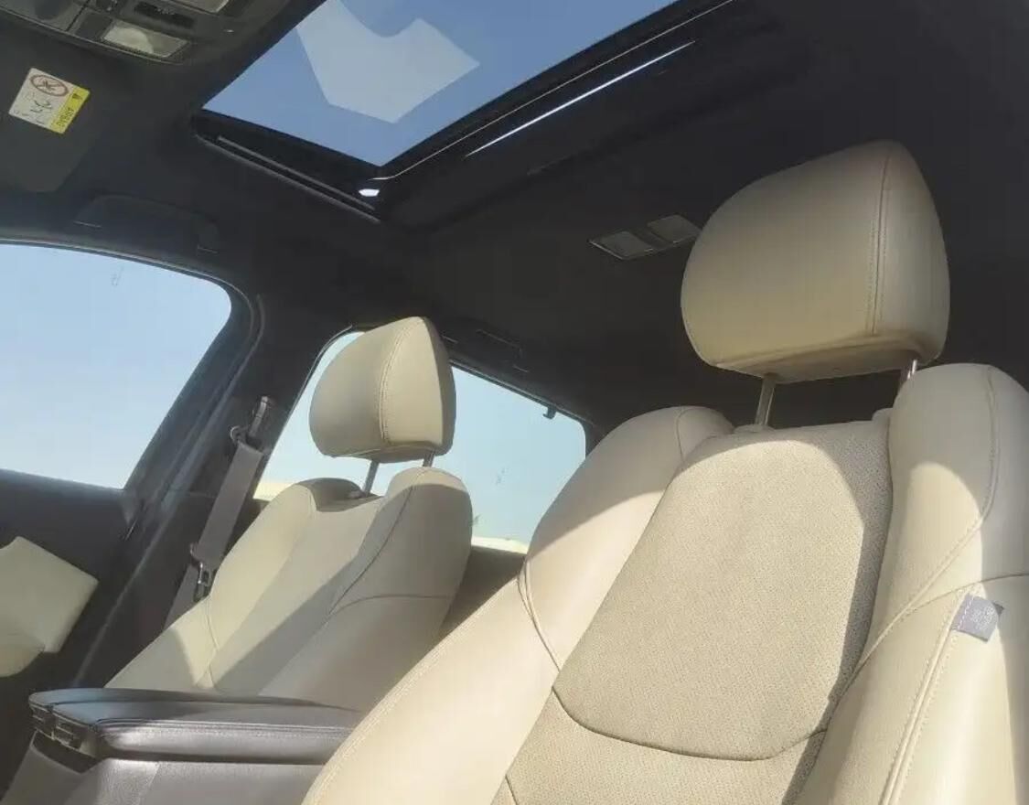 Riyadh, Vehicles, Cars & Trucks , SAR 75000,  MAZDA CX9,  2018,  Automatic,  17000 KM,  FULL OPTION
