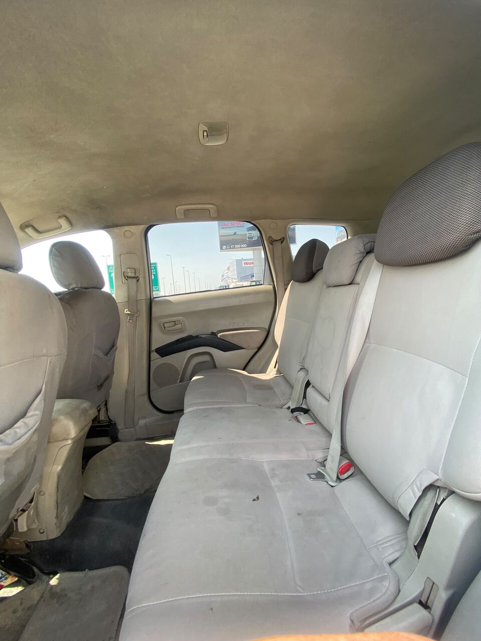 Manama, Vehicles, Cars & Trucks , BHD 1650,  Mitsubishi Outlander,  2009,  Automatic,  278500 KM,    (Silver)
