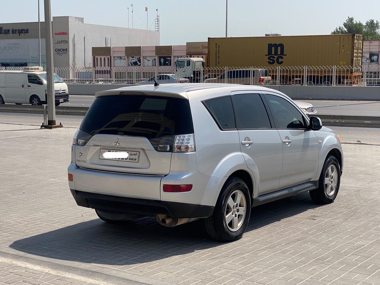 Manama, Vehicles, Cars & Trucks , BHD 1650,  Mitsubishi Outlander,  2009,  Automatic,  278500 KM,    (Silver)