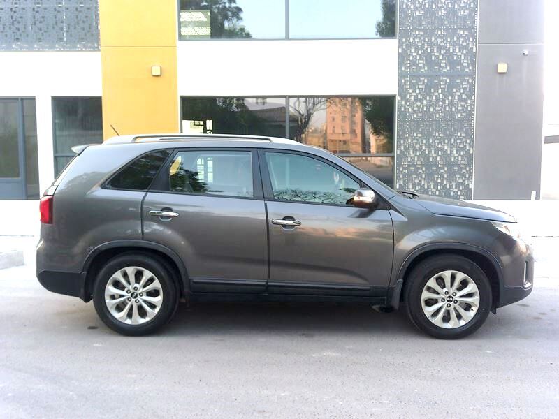 Zinj, Vehicles, Cars & Trucks , BHD 111,  Kia Sorento,  2014,  Automatic,  187000 KM,  7 Seater SUV - 6  Cylinder, Urgent Sale.. Expat Leaving