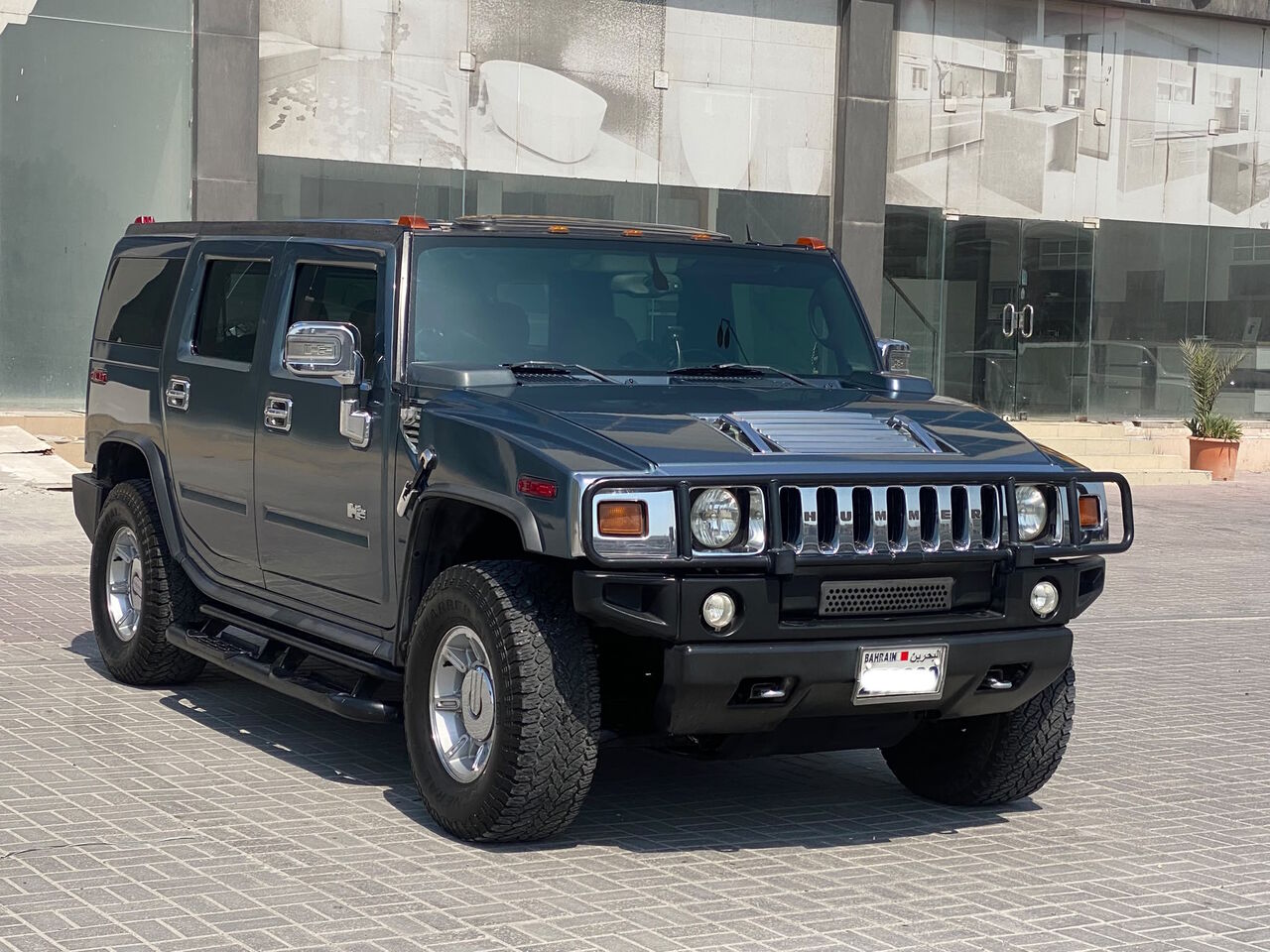 Manama, Vehicles, Cars & Trucks , BHD 5800,  Hummer H2,  2007,  Automatic,  193100 KM,   /  (Grey)