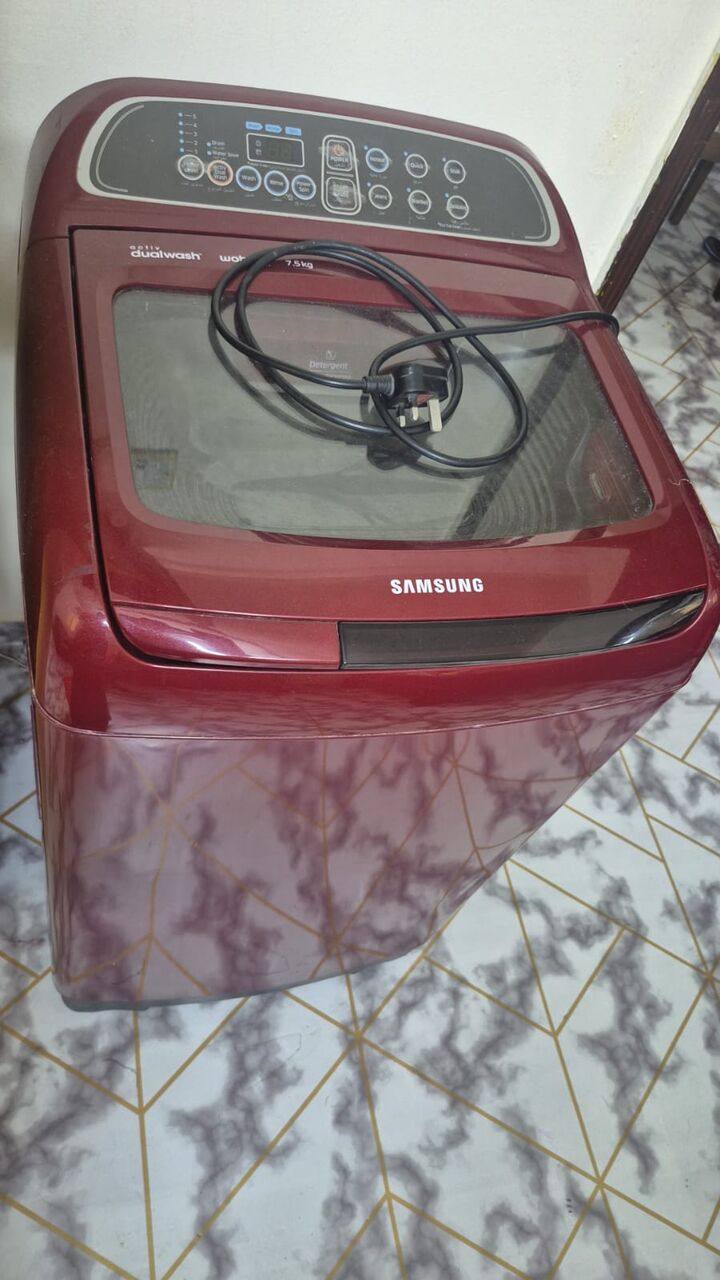 Manama, Household Items, BHD 40,  Good Condition Washing Machine For Sale