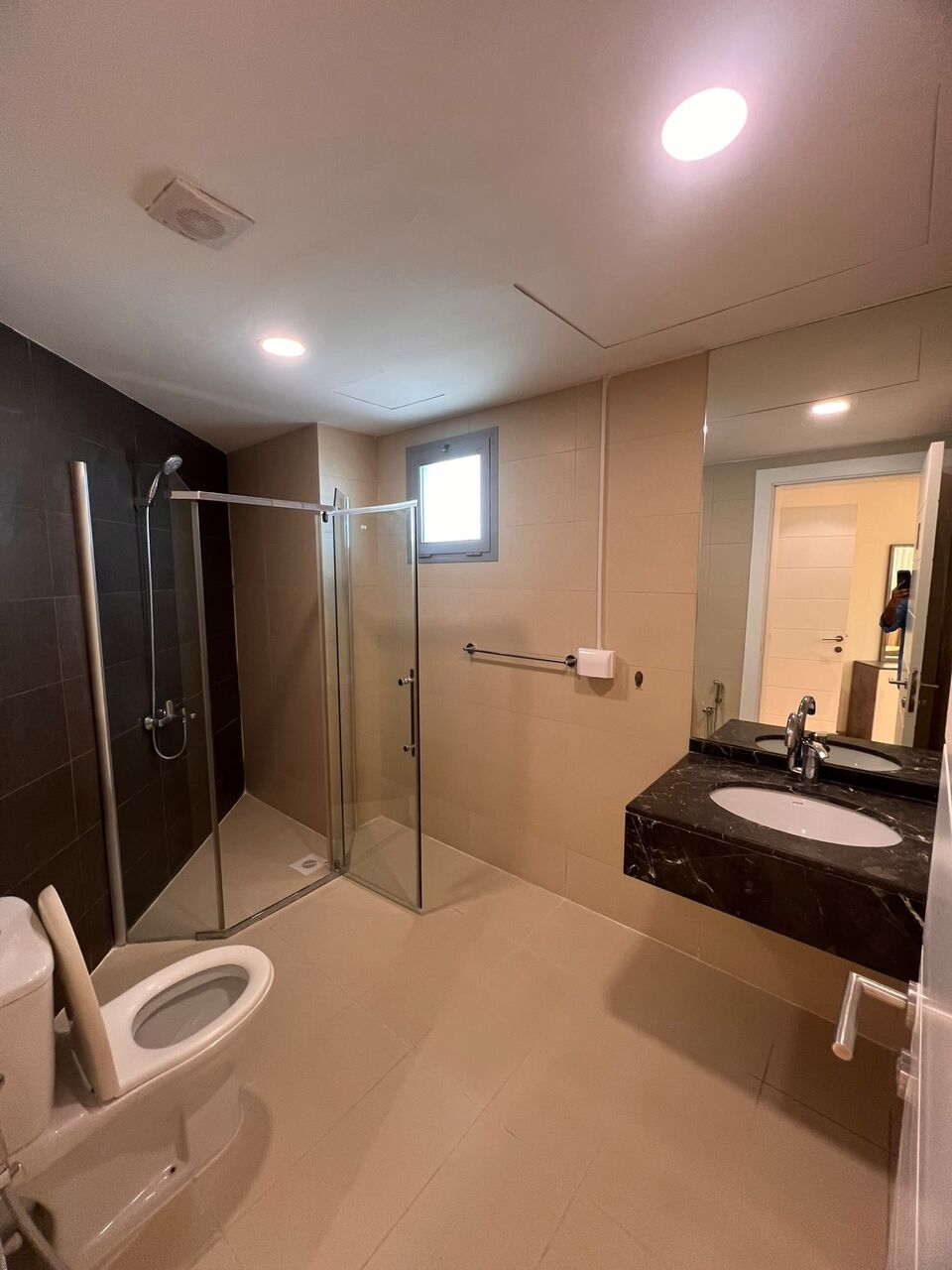 Sanabis, Apartments, Flats, Houses & Villas, BHD 475/year,  2 BR,  Luxury 2BHK Apartment For Rent! ✨ ​Location: Near Dana Mall, City Centre & Bahrain Mall