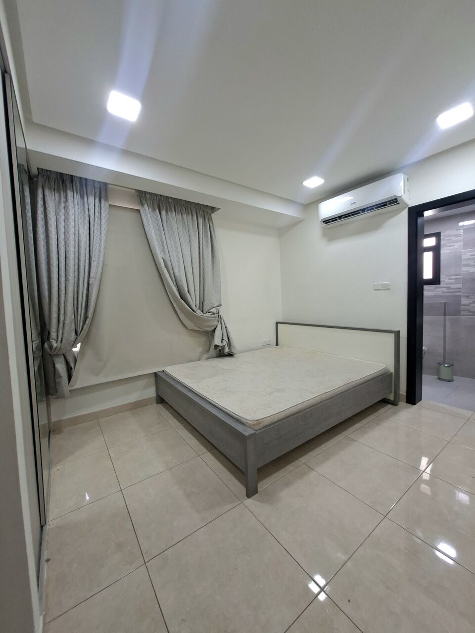 Adliya, Apartments, Flats, Houses & Villas, BHD 330/month,  Furnished,  2 BR,  New Fully Furnished 2 BHK With Unlimited  Ewa In Adliya,Parking,WiFi,Neat Flat@ 35547951