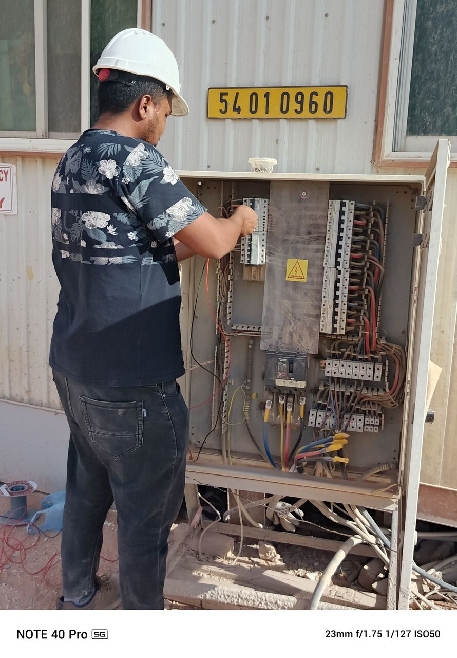 Dammam, Jobs, I Need Jop Electrician