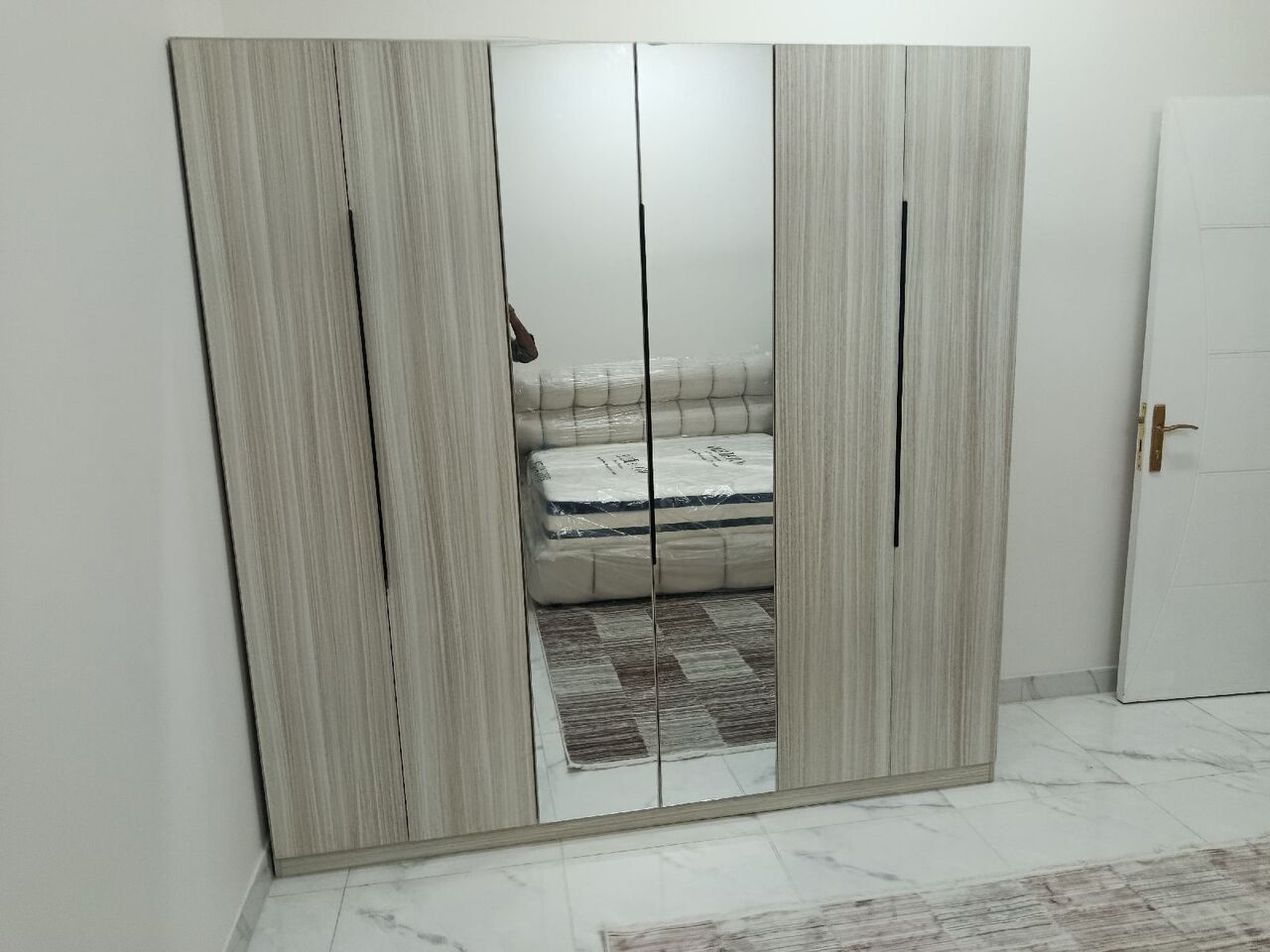 Jeddah, Furniture, SAR 1,  New Complete Bedroom Set For Sale