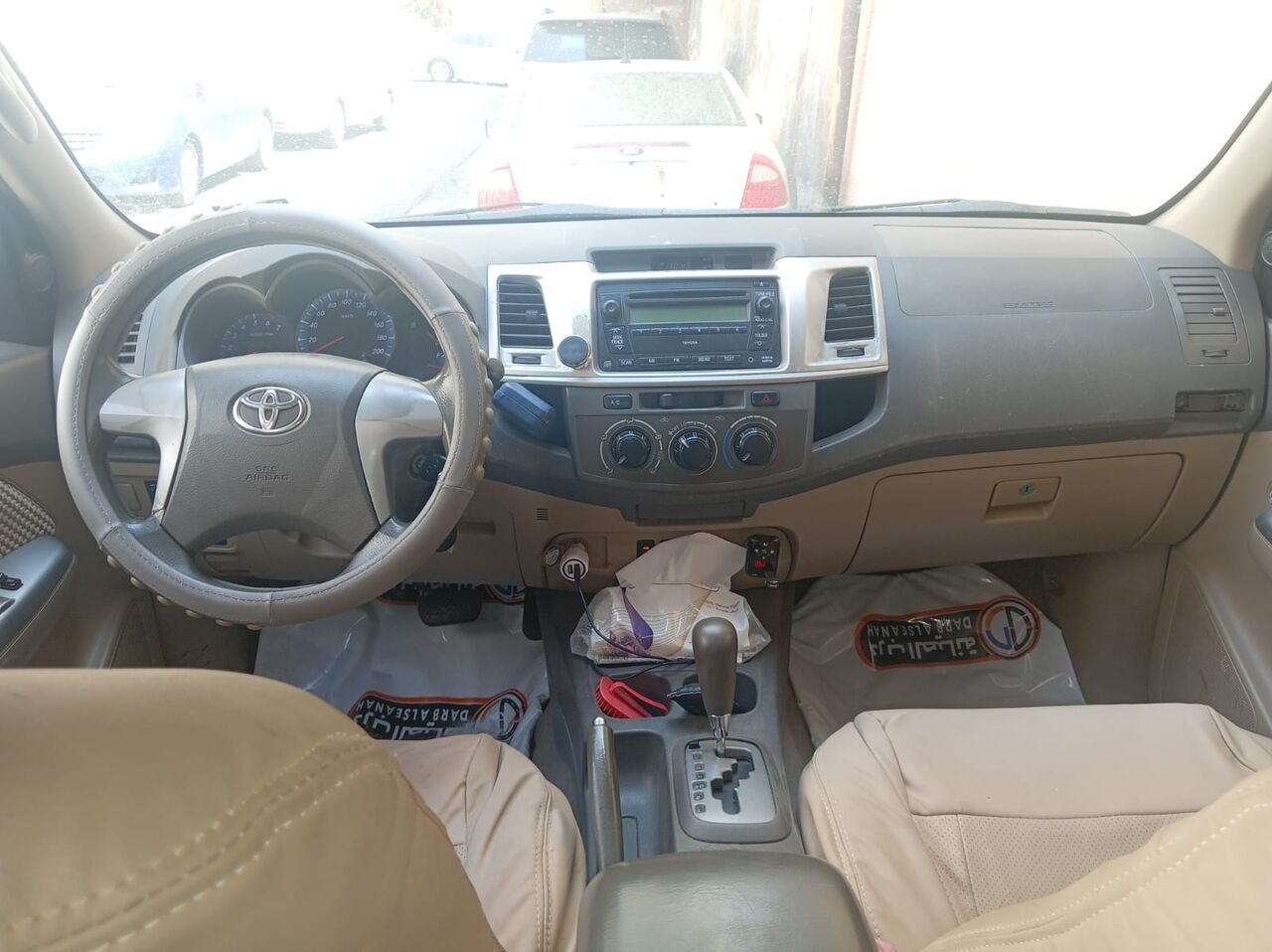 Jeddah, Vehicles, Cars & Trucks , SAR 30000,  Toyota Fortuner,  2013,  Automatic,  256003 KM,    &ndash; 2.7L Petrol Engine &ndash;  Transmission &ndash; Well Maintained