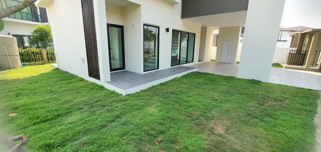 Bangkok, Real Estate For Sale, THB 5300000,  4 BR,  71 Sq. Feet,  Special Price Only 5.3 Million # San Kamphaeng Zone Newly Built Houses, Homes In The