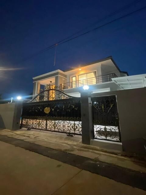 Bangkok, Villas, THB 150000,  1 Sq. Feet,  For Rent, 2-storey House 330 Sq.m., Soi Onnut 46, With Private Pool, Near BTS Onnut