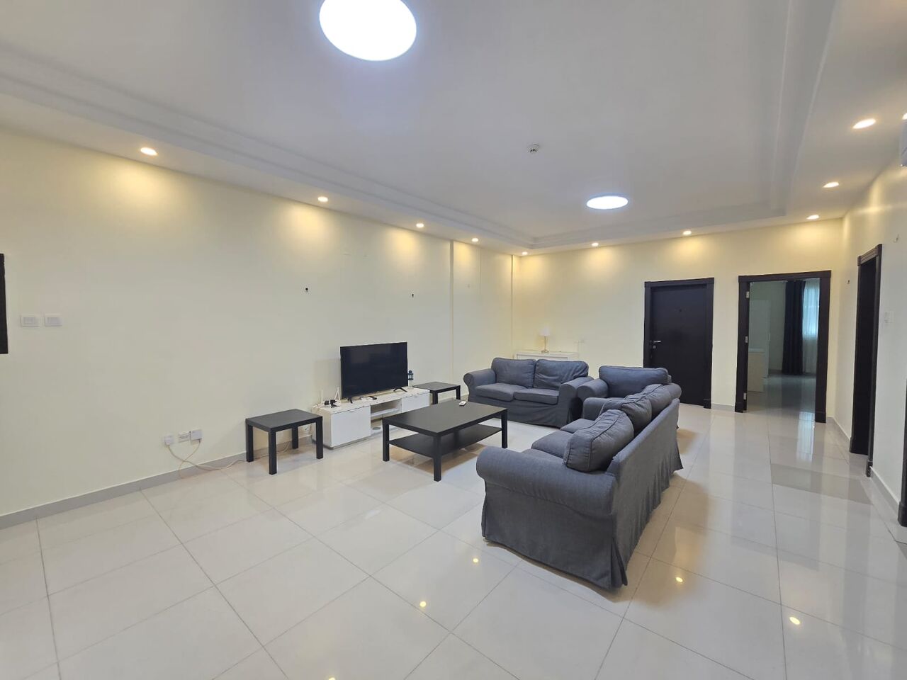Juffair, Apartments, Flats, Houses & Villas, BHD 300/month,  2 BR,  105 Sq. Meter,  SPACIOUS | 2 BEDROOMS | FAMILY | JUFFAIR