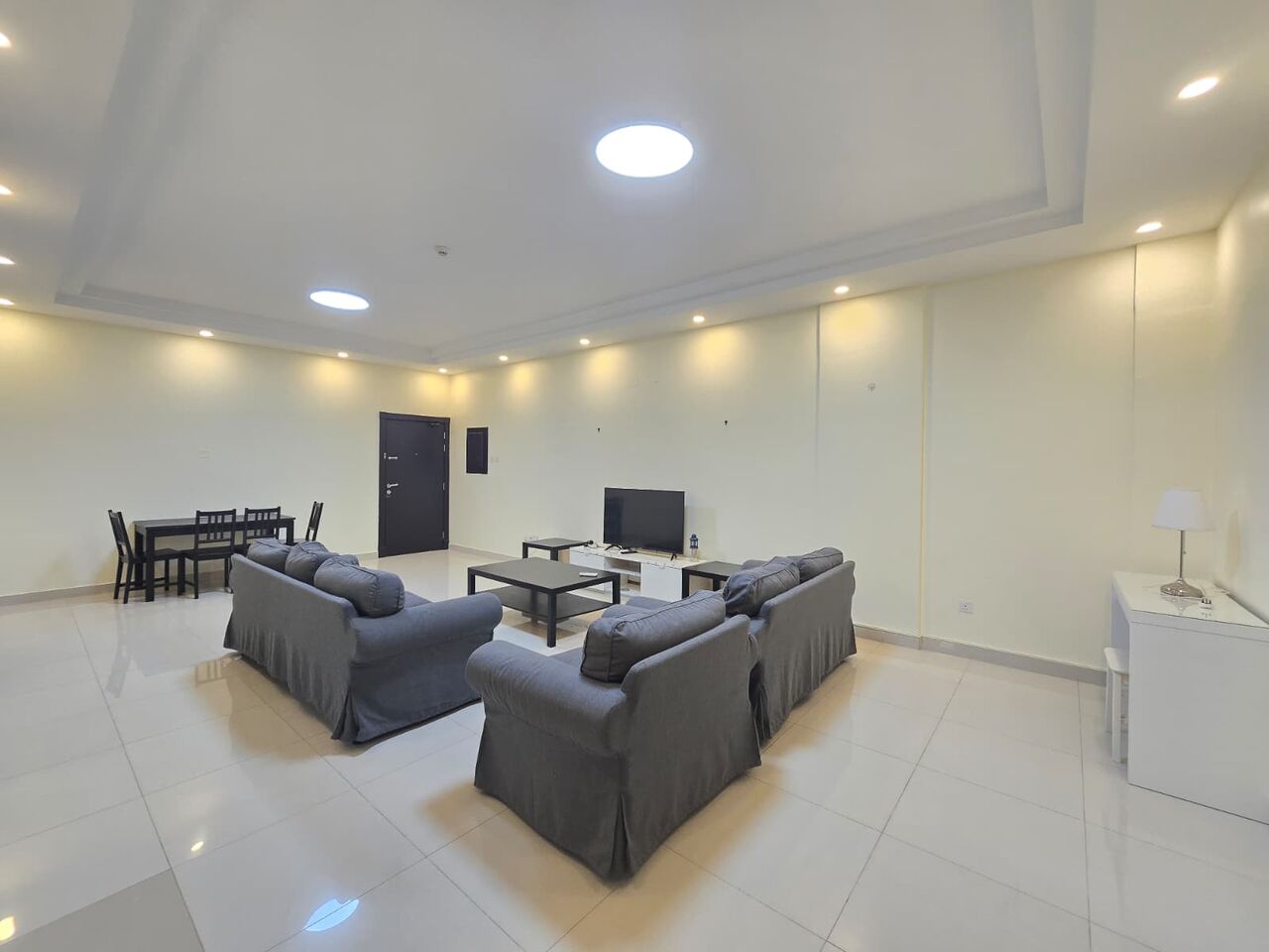 Juffair, Apartments, Flats, Houses & Villas, BHD 300/month,  2 BR,  105 Sq. Meter,  SPACIOUS | 2 BEDROOMS | FAMILY | JUFFAIR
