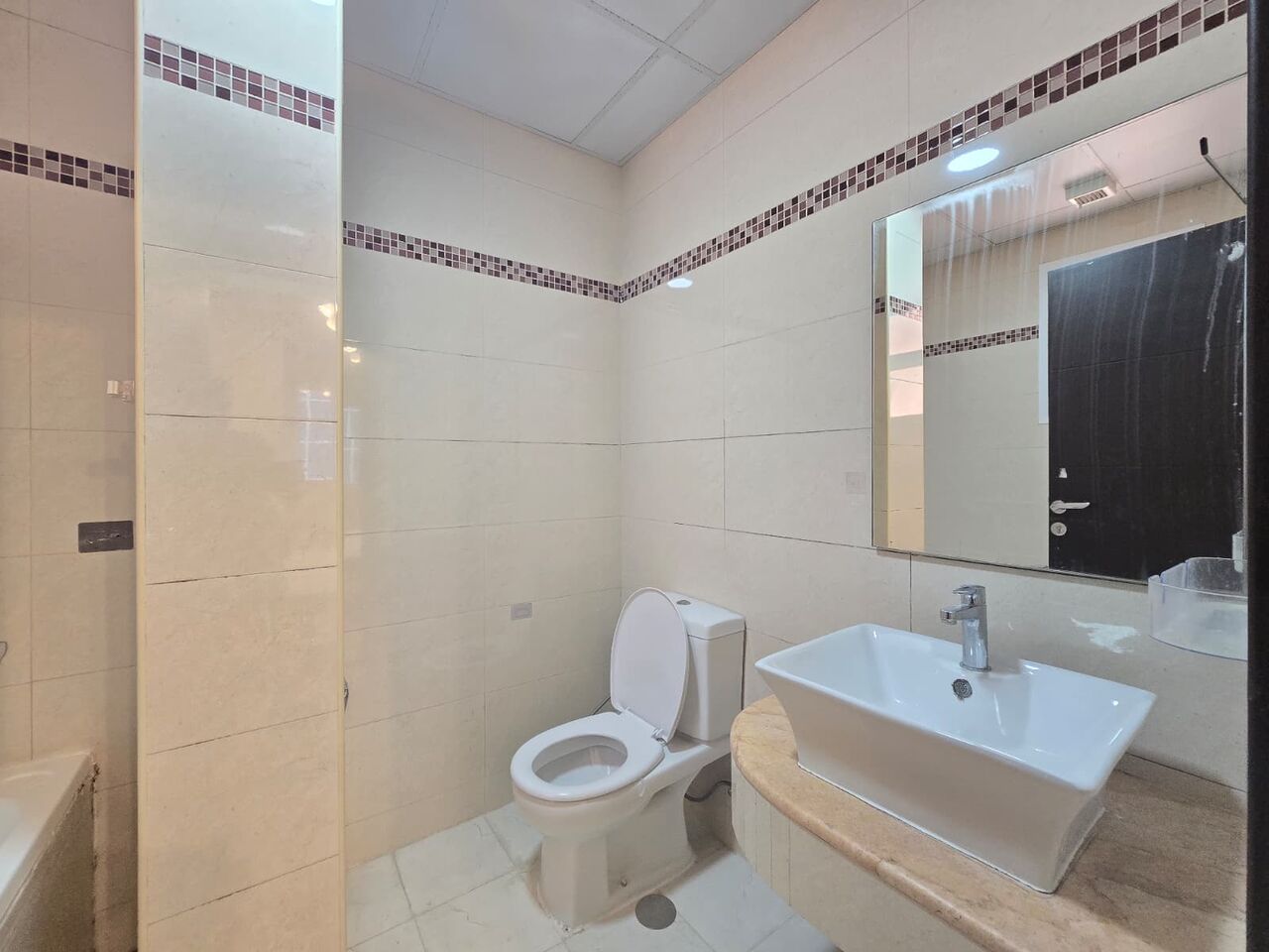 Juffair, Apartments, Flats, Houses & Villas, BHD 300/month,  2 BR,  105 Sq. Meter,  SPACIOUS | 2 BEDROOMS | FAMILY | JUFFAIR