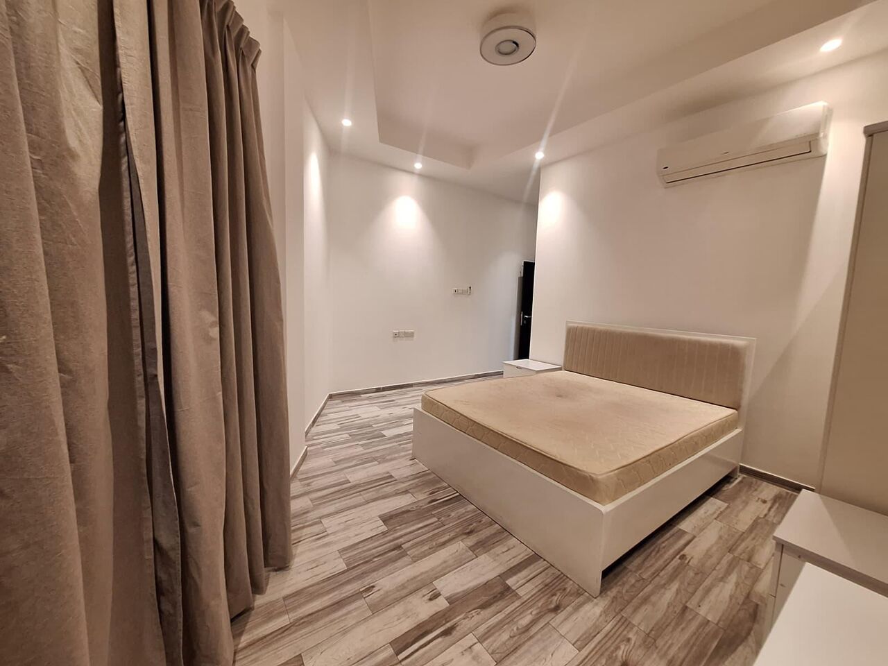 Juffair, Apartments, Flats, Houses & Villas, BHD 320/month,  Furnished,  100 Sq. Meter,  ELEGANT | 2 BEDROOMS | FAMILY | PARKING | JUFFAIR