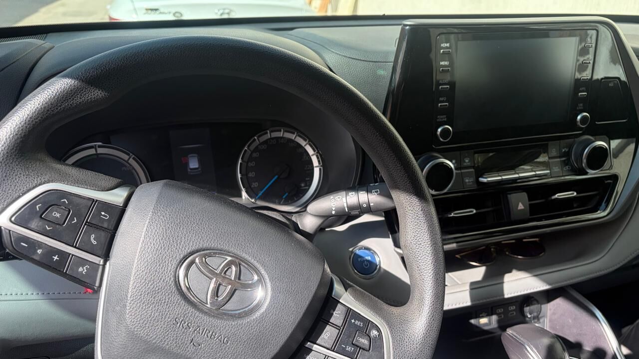 Riyadh, Vehicles, Cars & Trucks , SAR 111,  Toyota Highlander 2022 Hybrid EV System,  2022,  Automatic,  94200 KM,  Toyota Highlander