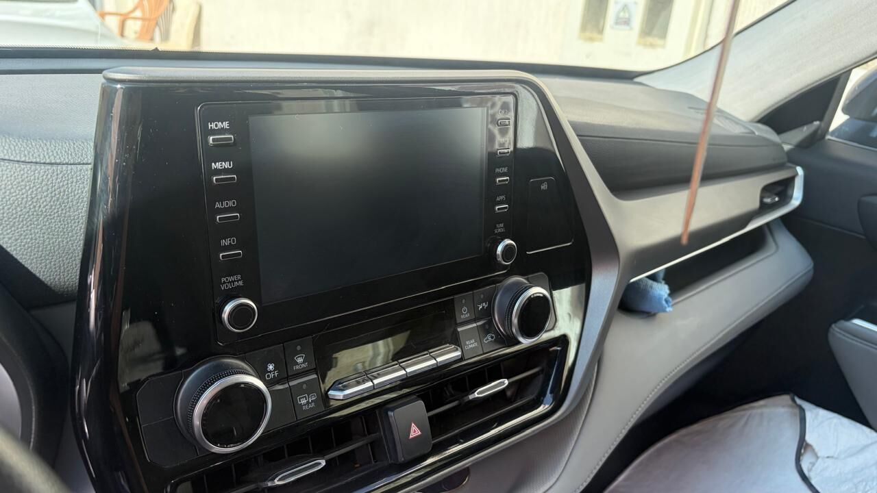 Riyadh, Vehicles, Cars & Trucks , SAR 111,  Toyota Highlander 2022 Hybrid EV System,  2022,  Automatic,  94200 KM,  Toyota Highlander