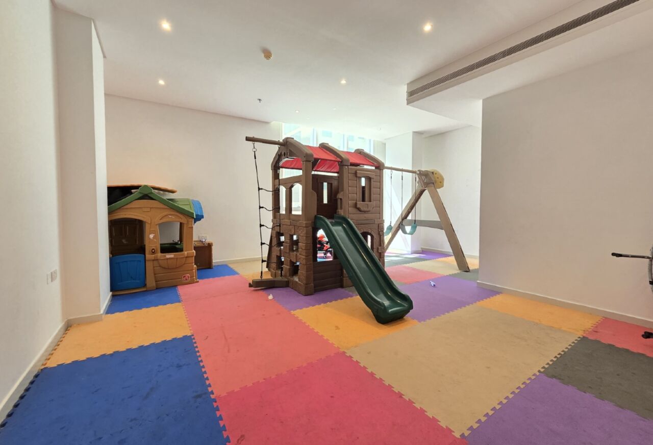 Juffair, Apartments, Flats, Houses & Villas, BHD 650/month,  Furnished,  3 BR,  125 Sq. Meter,  MODERN |3 BEDROOMS | BALCONY| FACILITIES | SEEF