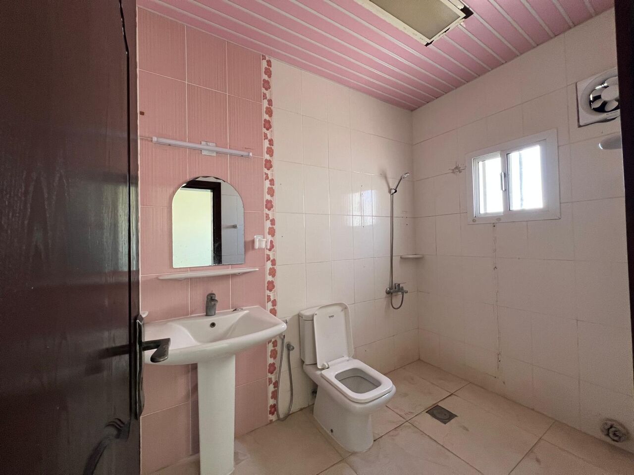 Juffair, Apartments, Flats, Houses & Villas, BHD 150/month,  Furnished,  1 BR,  60 Sq. Meter,  AFFORDABLE | 2 BEDROOMS | BALCONY | UNFURNISHED | HIDD
