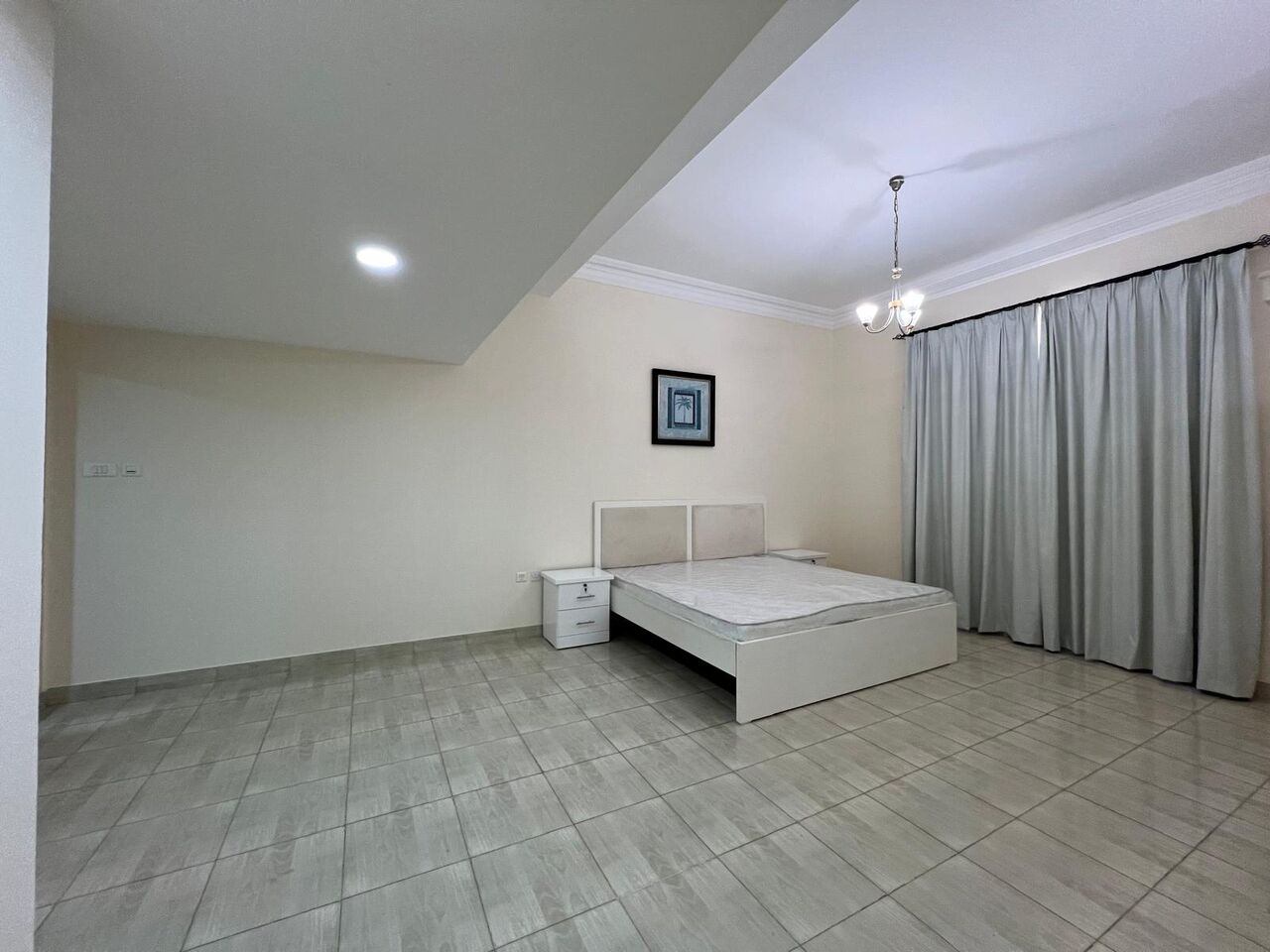 Mahooz, Apartments, Flats, Houses & Villas, BHD 350/month,  Furnished,  2 BR,  105 Sq. Meter,  QUITE | 2 BEDROOMS |FACILITIES | INTERNET | MAHOOZ