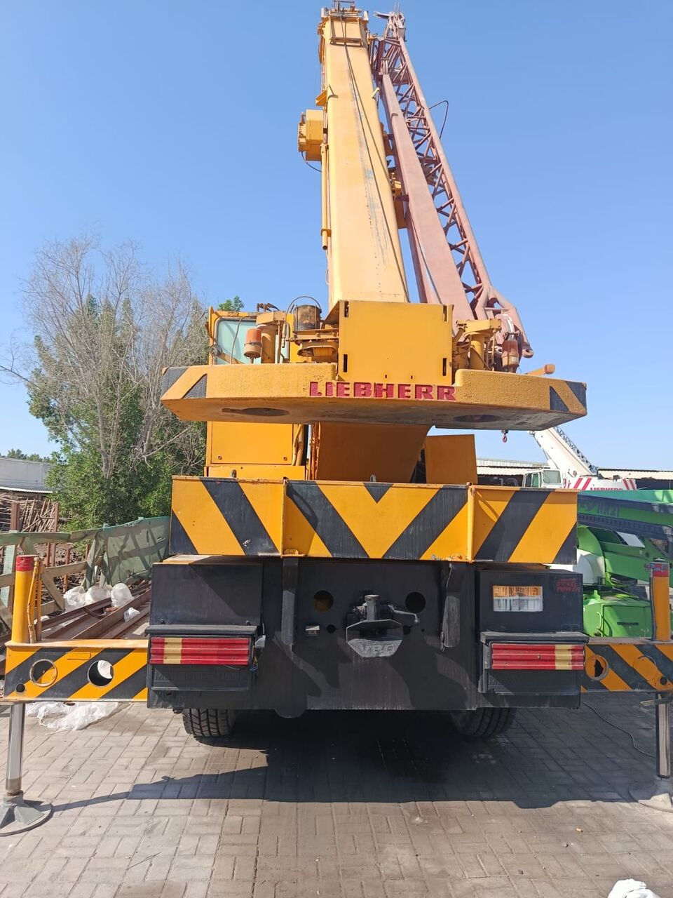 Manama, Vehicles, Cars & Trucks , BHD 15000,  TRUCK LIEBHEER,  1995,  Manual,  00000000 KM,  MOBILE CRANE
