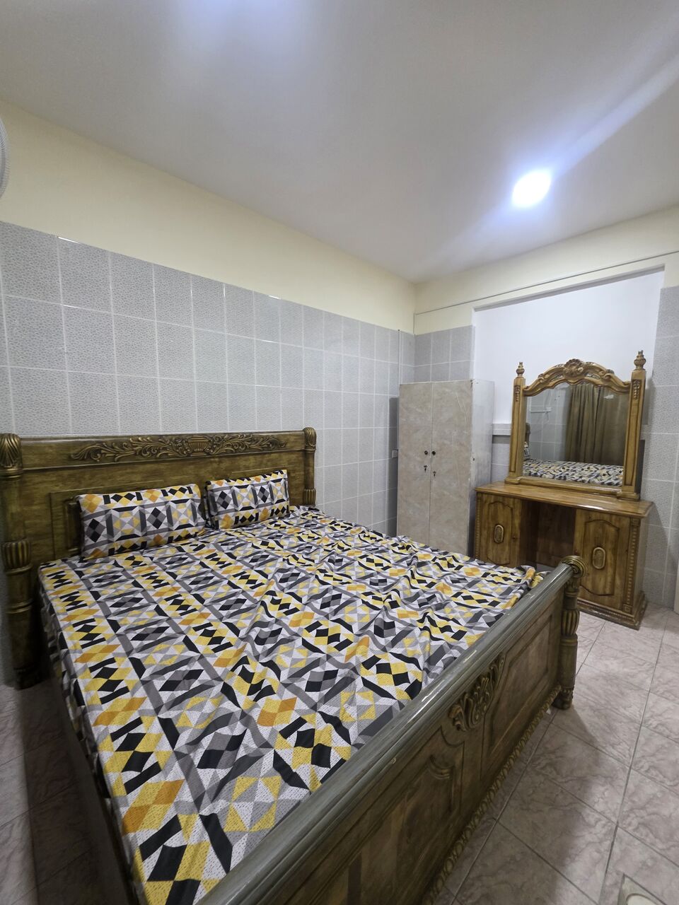 Gudaibiya, Apartments, Flats, Houses & Villas, BHD 190/month,  Furnished,  1 BR,  - Fully Furnished 1 BHK Flat With Unlimited Ewa @190/BD In Gudaibiya