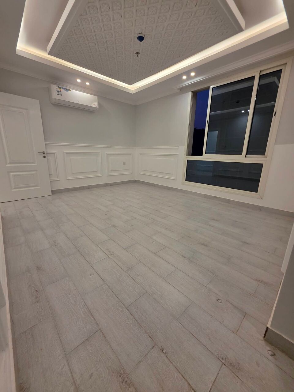 Khobar, Apartments, Flats, Houses & Villas, 3 BR,  FAMILY APARTMENT FOR RENT &ndash; 3 BEDROOM &ndash; SAR 38,000 &ndash; INCLUDING WATER, AC & PRIVATE PARKING