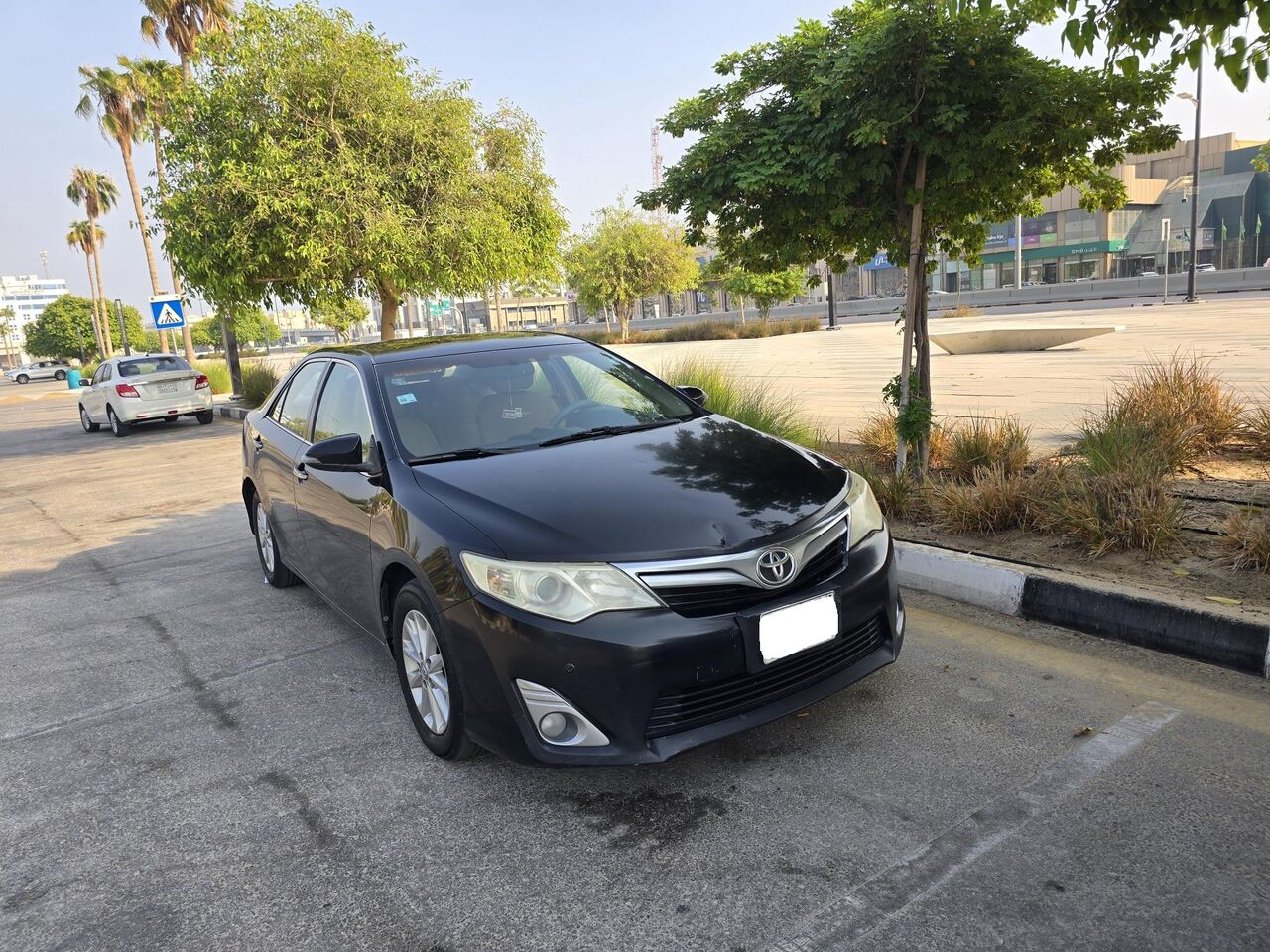 Akrabia, Vehicles, Cars & Trucks , SAR 48000,  Toyota Camry,  2014,  Automatic,  136500 KM,   , GLX Full Option, Good Condition