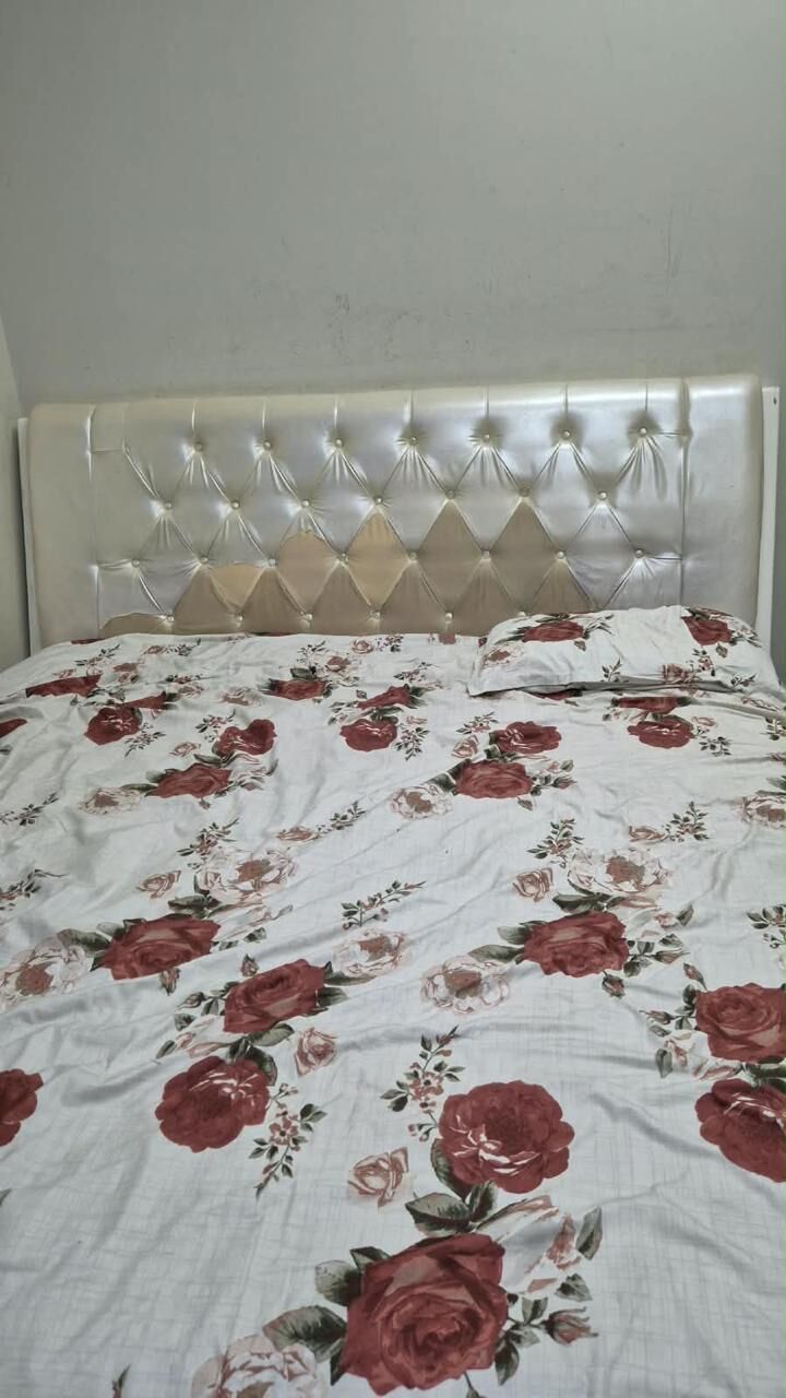 Khobar, Free Items, Free King Size Bed