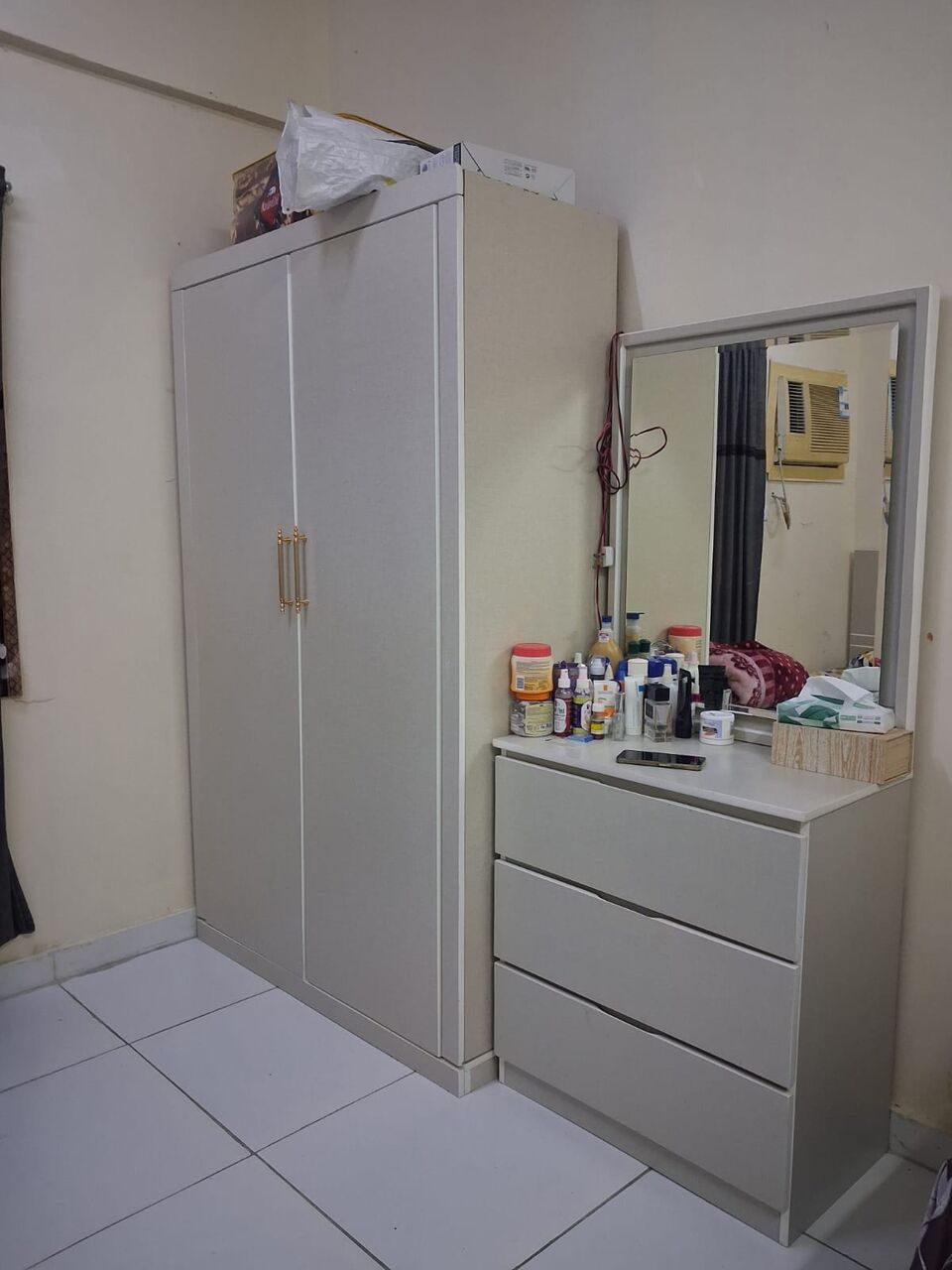 Al Aziziyah, Rooms for Rent, SAR 800/month,  SAR 800/month, Fully Furnished Room For Executive Bachelor Lady OR  A Small Family