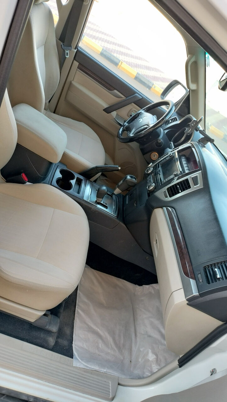 As Sulayyil, Vehicles, Cars & Trucks , SAR 40000,  Mitsubishi Pajero,  2016,  Automatic,  271000 KM,   ,  Model ,