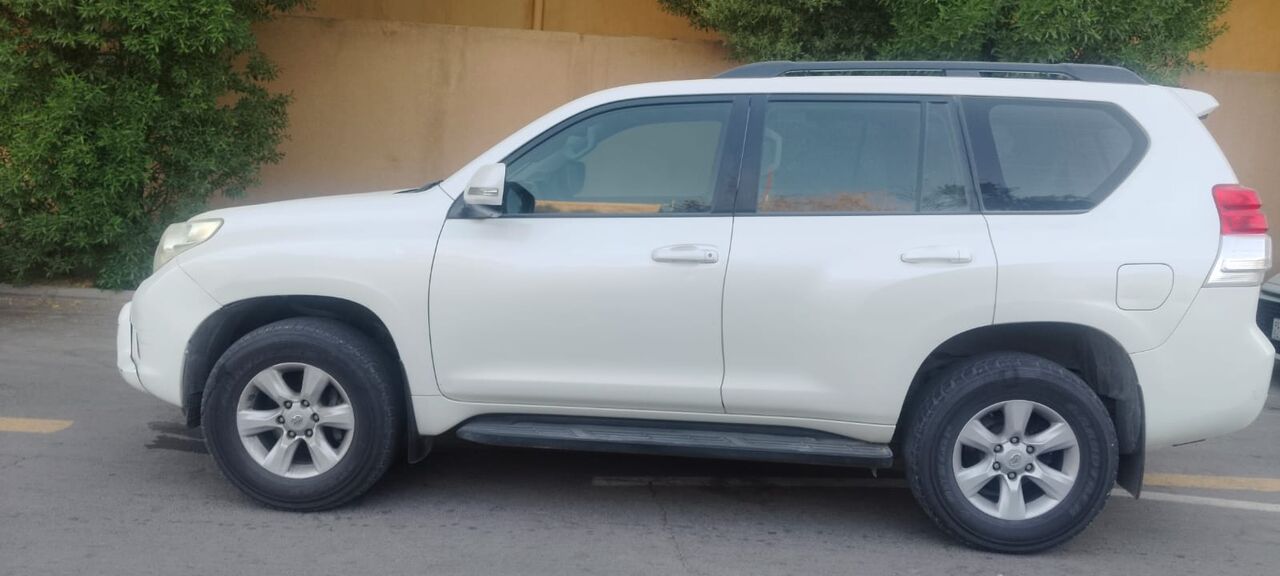 Riyadh, Vehicles, Cars & Trucks , SAR 66000,  Toyota Landcuiser Prado TX.L,  2012,  Automatic,  4200000 KM,   Prado TX.L V6&ndash; Premium SUV | Clean & Well Maintained