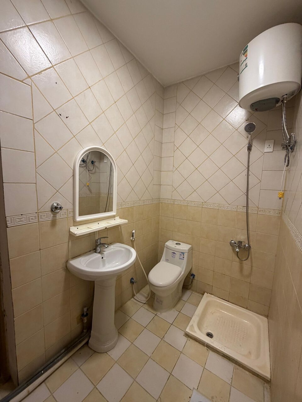 Khobar, Apartments, Flats, Houses & Villas, SAR 9500/year,  1 BR,  Family Apartment For Rent 69/2