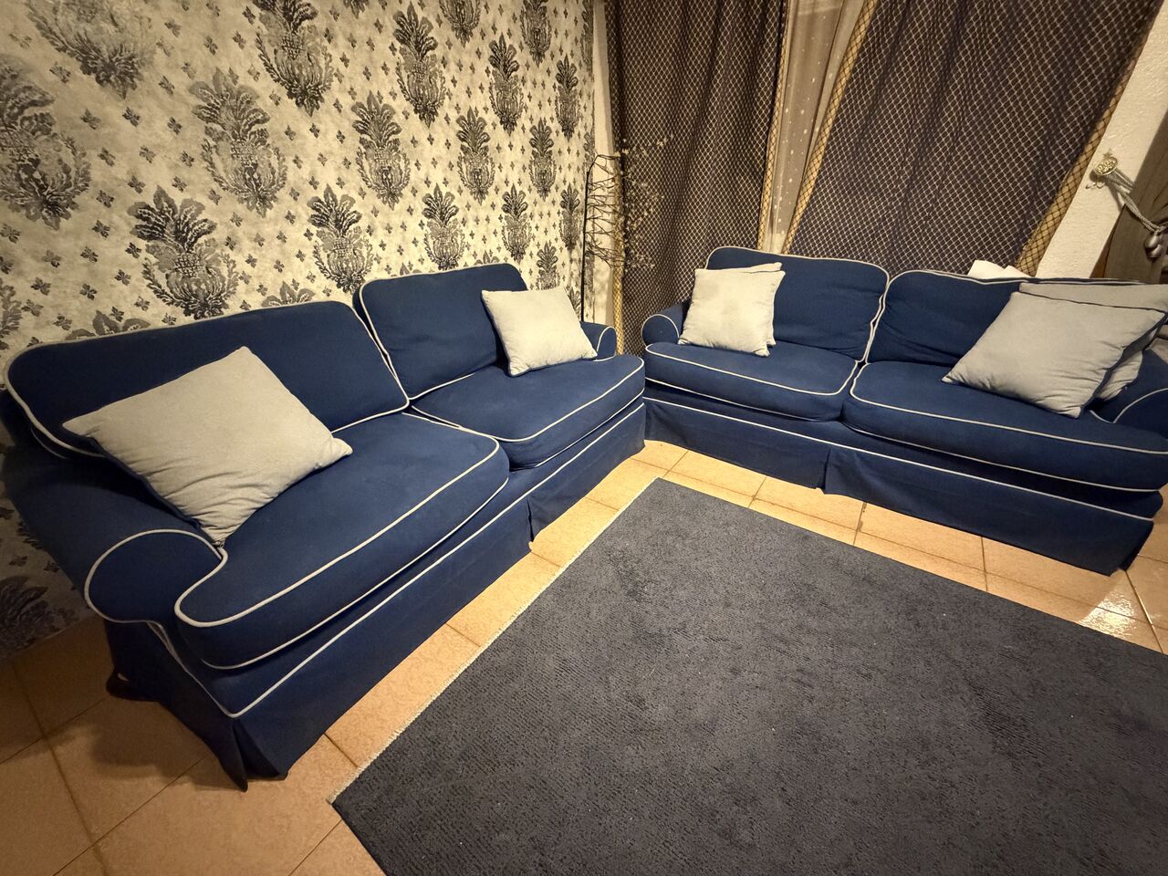 Riyadh, Furniture, SAR 800,  7 Seater - Home Center Sofa Good Condition