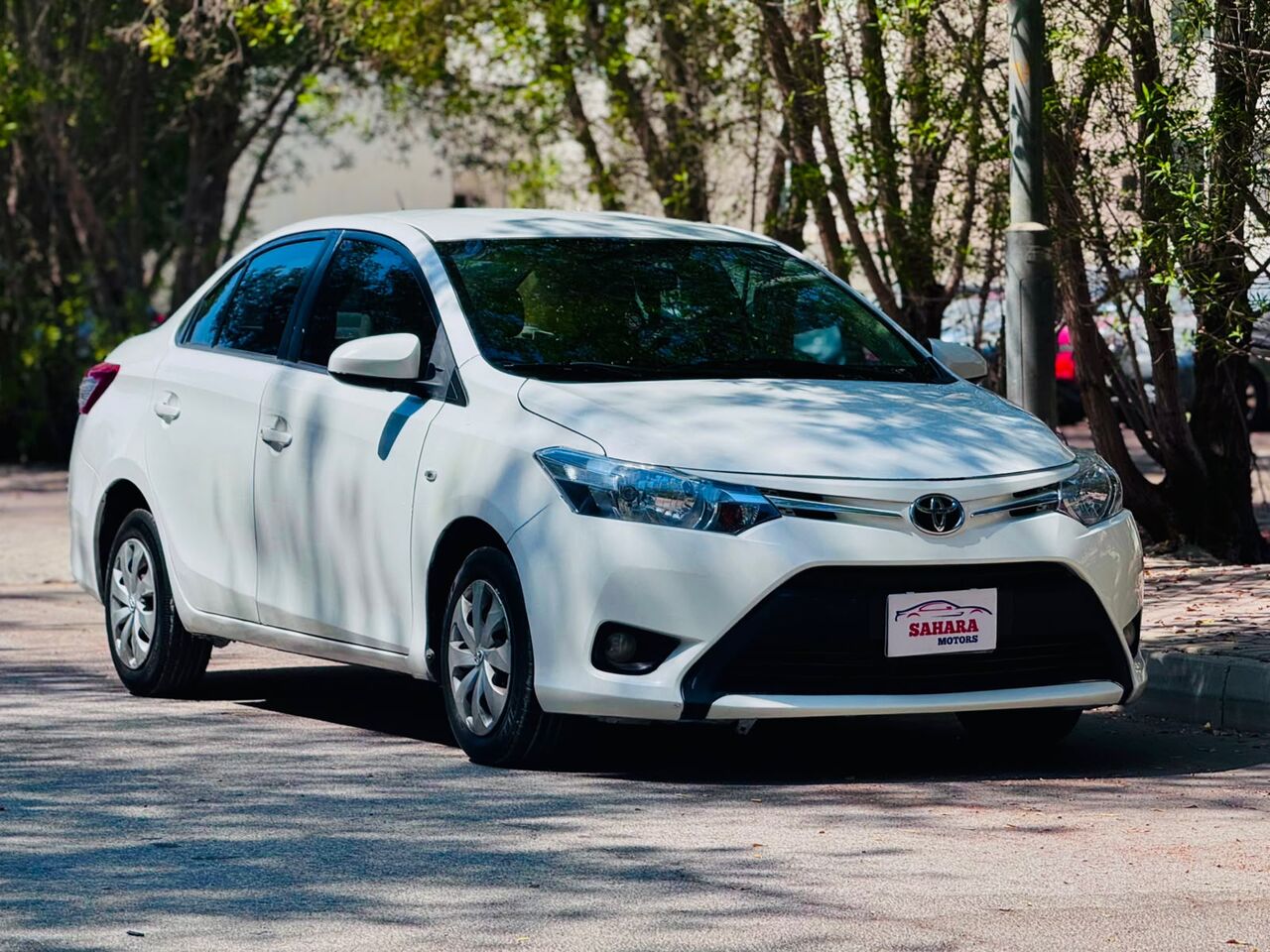 Manama, Vehicles, Cars & Trucks , BHD 2600,  TOYOTA YARIS,  2016,  Automatic,  165000 KM,    MODEL WITH WELL-MAINTAINED