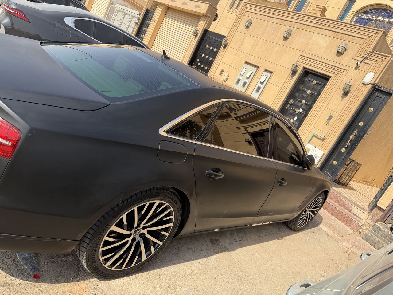 Riyadh, Vehicles, Cars & Trucks , SAR 38000,  Audi A8 L,  2015,  Automatic,  194000 KM,  Audi A8