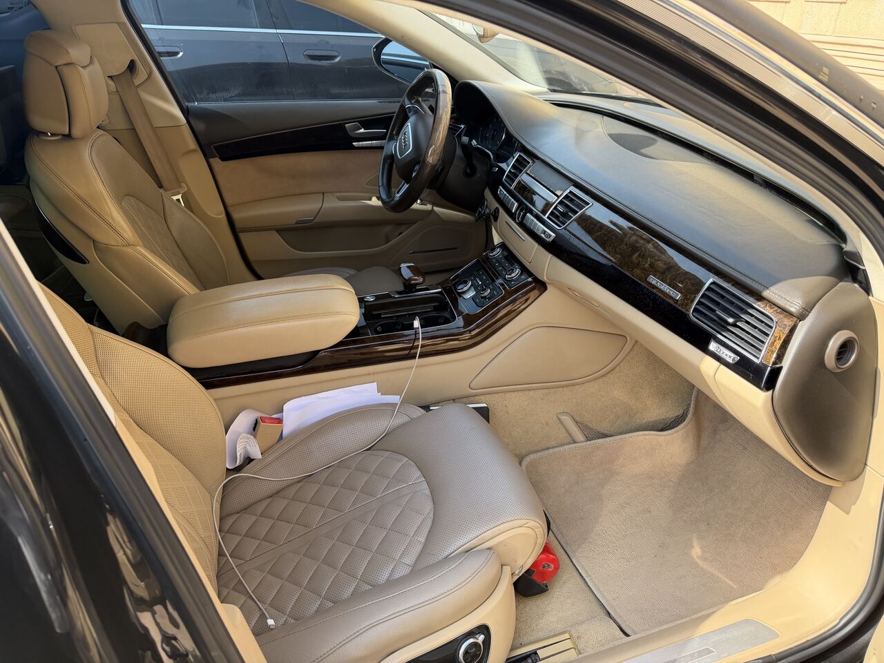 Riyadh, Vehicles, Cars & Trucks , SAR 38000,  Audi A8 L,  2015,  Automatic,  194000 KM,  Audi A8