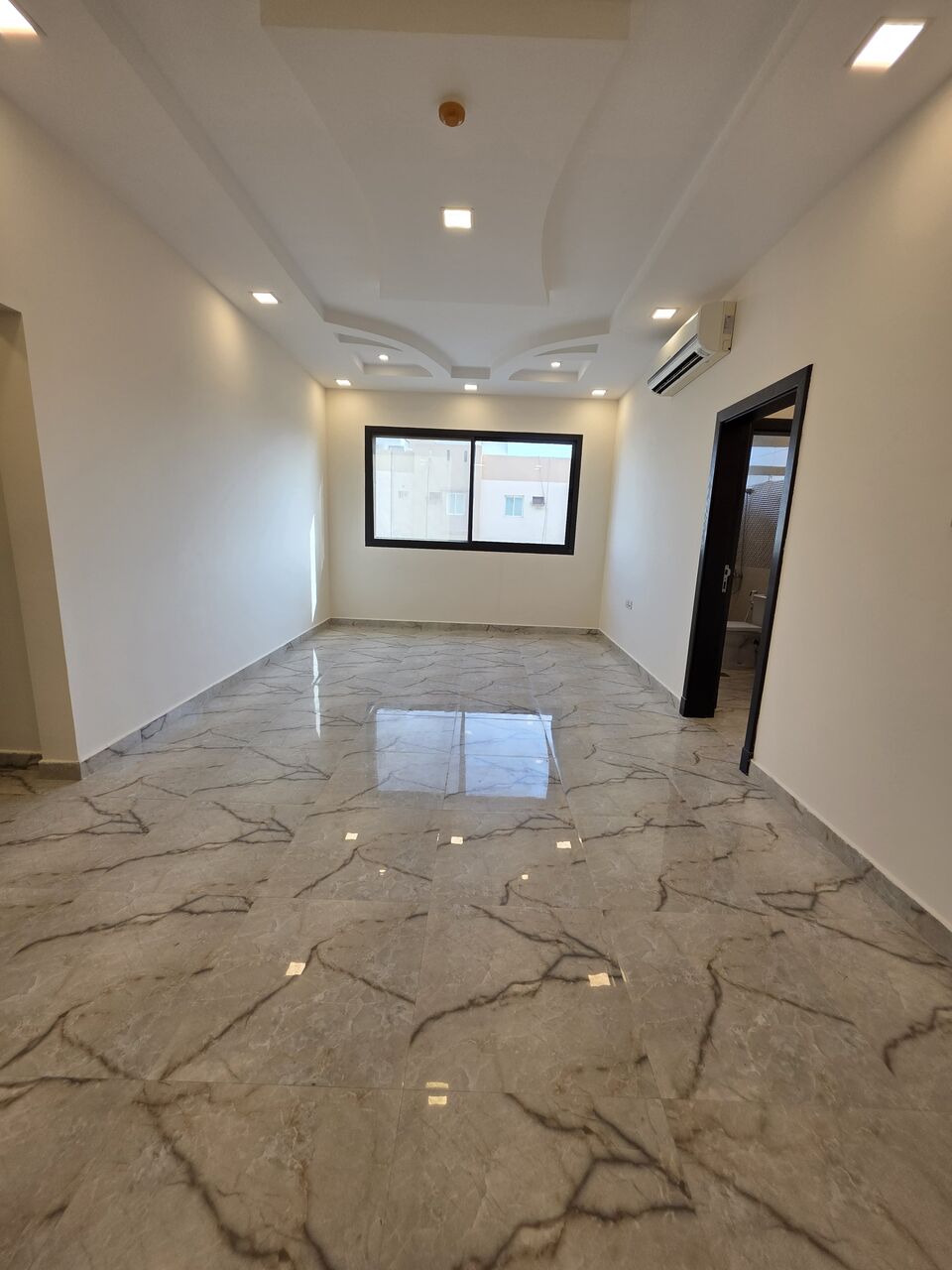 Hidd, Apartments, Flats, Houses & Villas, BHD 280,  3 BR,  Flat With AC In Hidd For Rent
