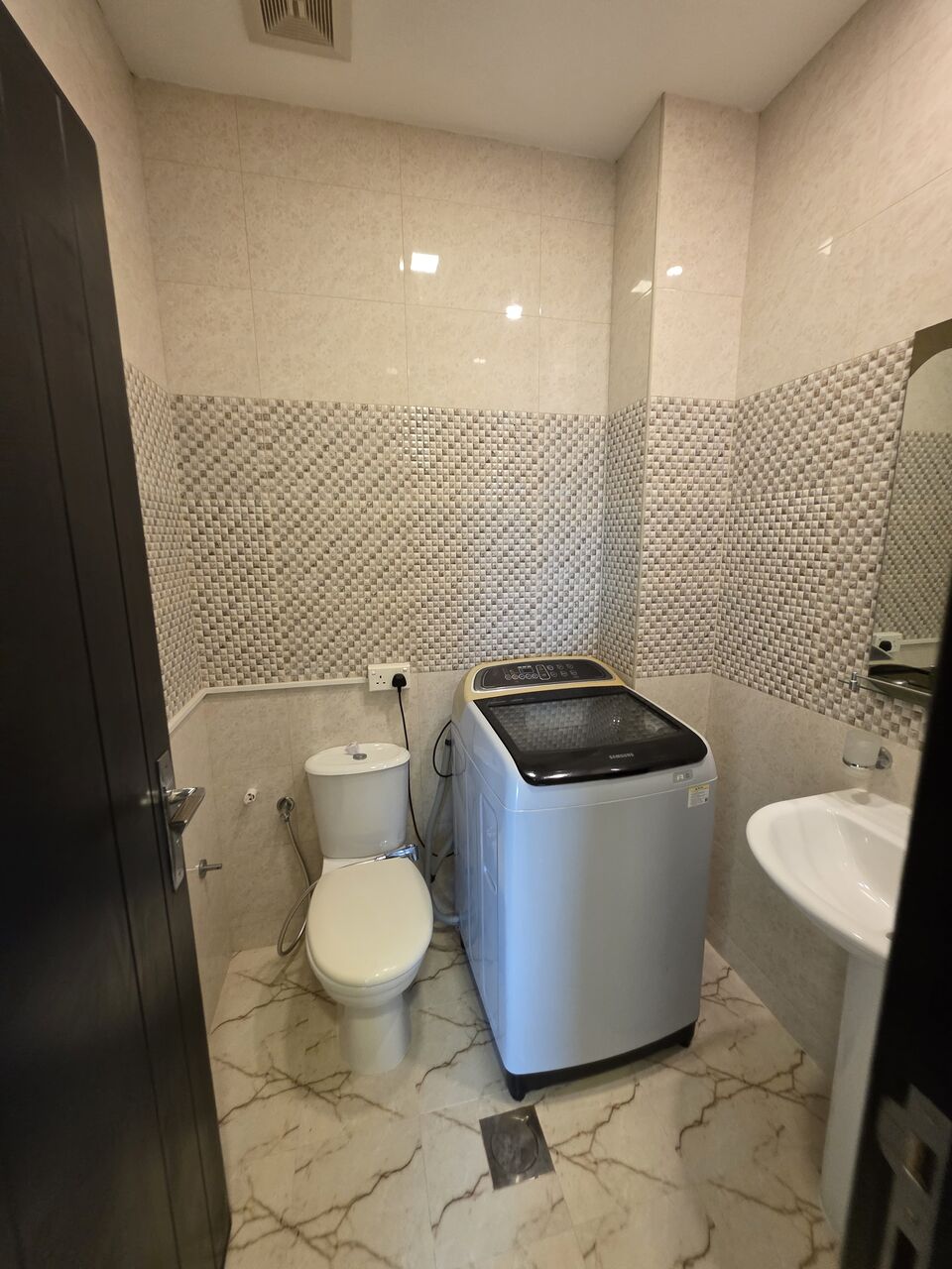 Hidd, Apartments, Flats, Houses & Villas, BHD 280,  3 BR,  Flat With AC In Hidd For Rent