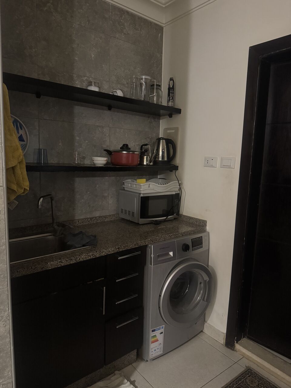 Amman, Housing Exchanges, JOD 450/month,  2 BR,  Modern Fully Furnished Apartment In Jabal Al Lweibdeh &ndash; Ammam