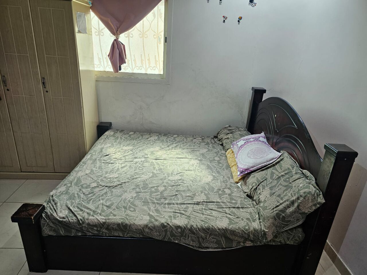 Riyadh, Furniture, SAR 600,  House Moving Sale: Complete Bedroom Sets, Wardrobes, Dining Table & More!