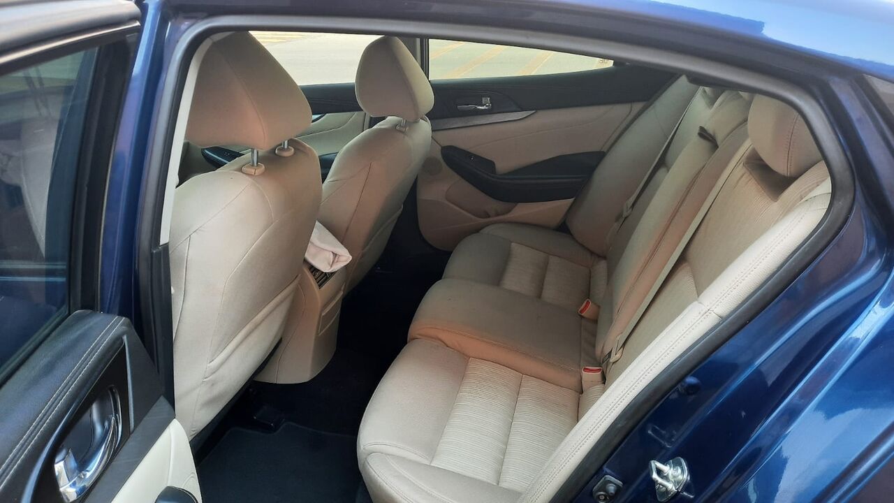 Al Rawdah, Vehicles, Cars & Trucks , SAR 33000,  Nissan Maxima S,  2017,  Automatic,  317500 KM,