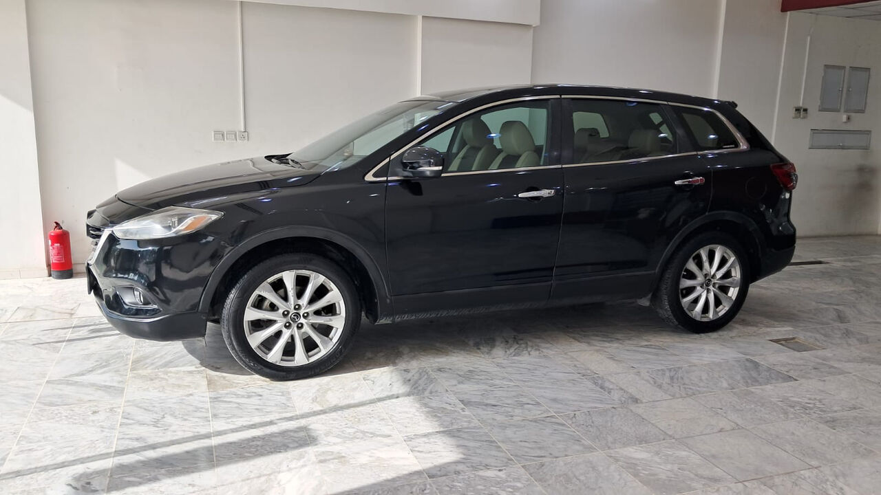 Riyadh, Vehicles, Cars & Trucks , SAR 32000,  Mazda CX-09,  2015,  Automatic,  400000 KM,